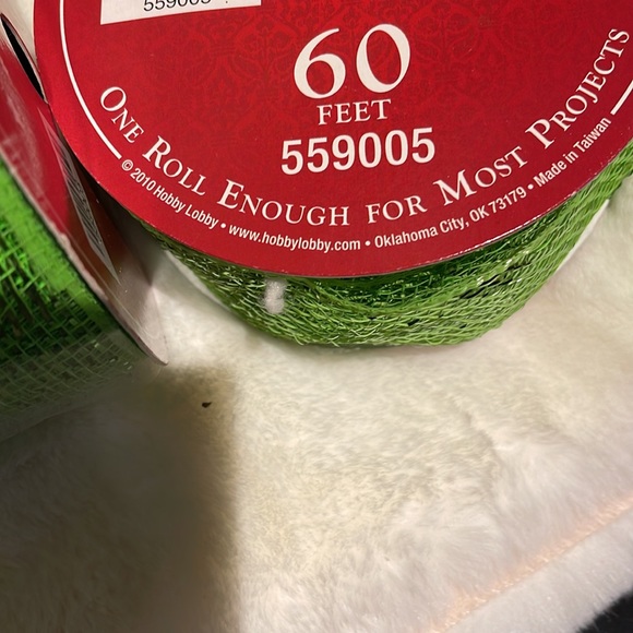 Christmas Green 2 1/4” Wide 60’ L each Metallic Deco Mesh Ribbon Garland 3 - Picture 2 of 3